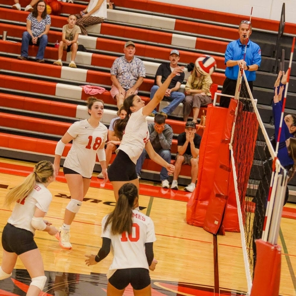 Weekly Highlights: Varsity Volleyball