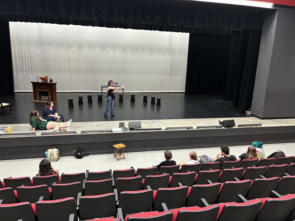 High school students learn about the collegiate theatre experience from former Tiger!