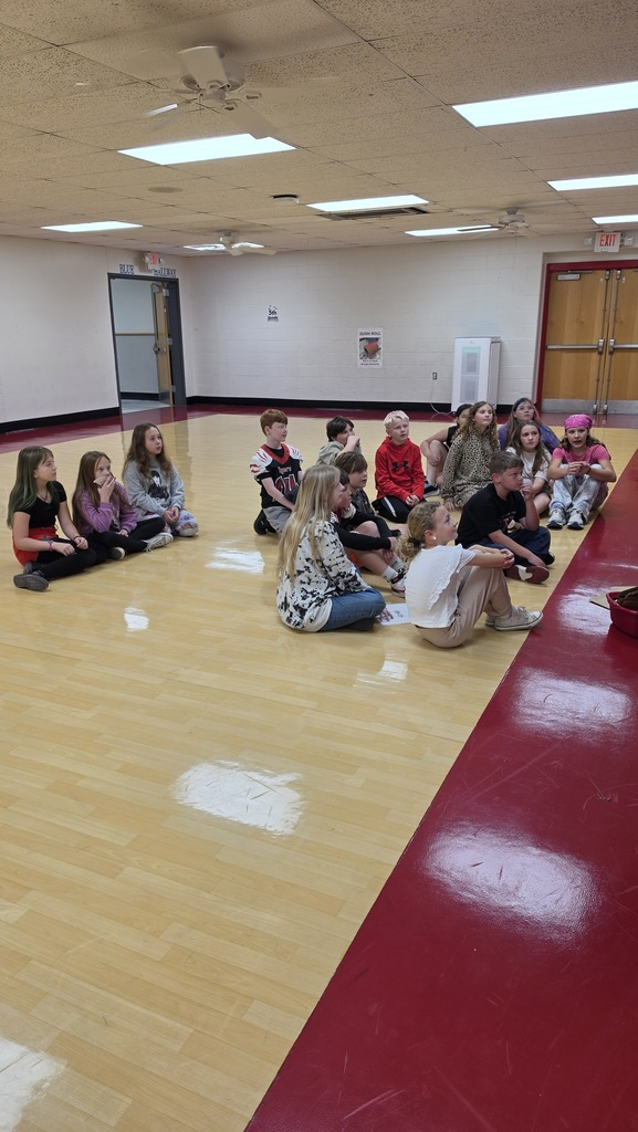 LWJE Student Council members judge Halloween doors!