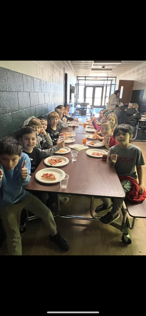 final pic elementary pizza for perfect attendance