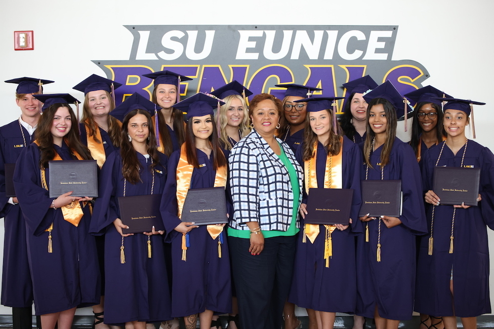 Fifteen St Landry Parish School District Students Graduate With An