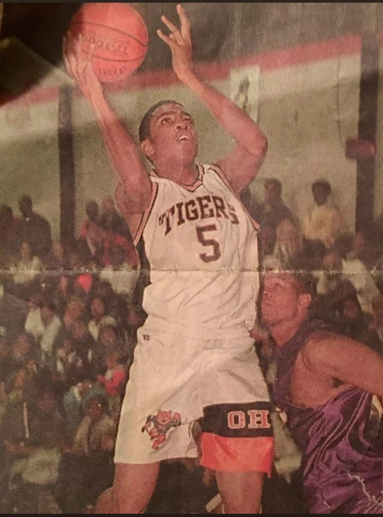 Tiger Basketball Action Shot - Player #5