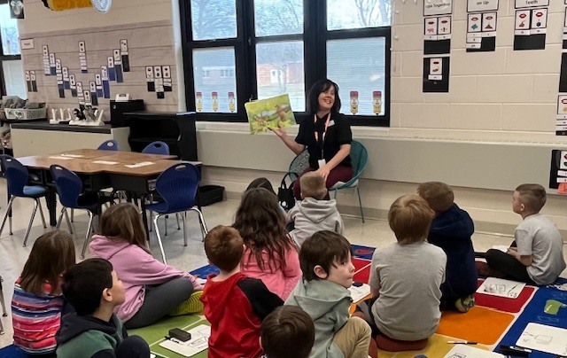 Mystery Reader, Amy Wassmann (Michigan Department of Education)