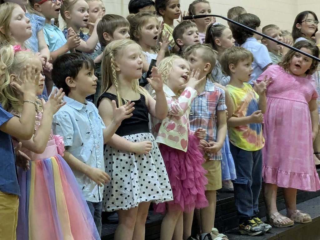 Y5 and Kindergarten Music Concert