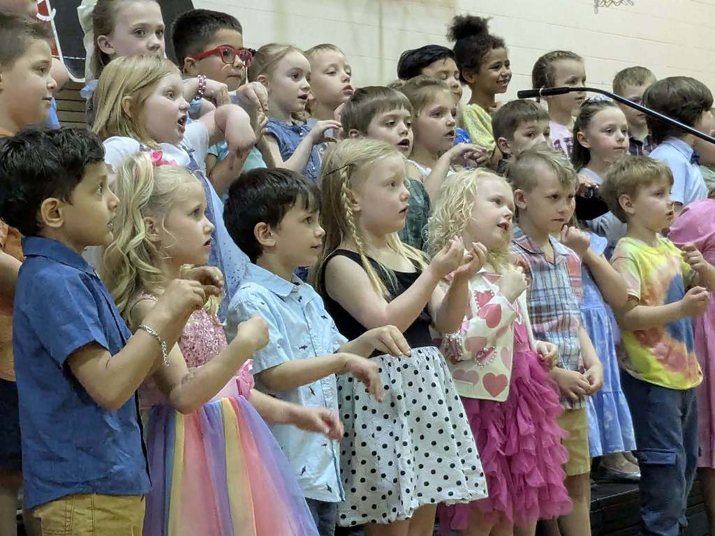 Y5 and Kindergarten Music Concert