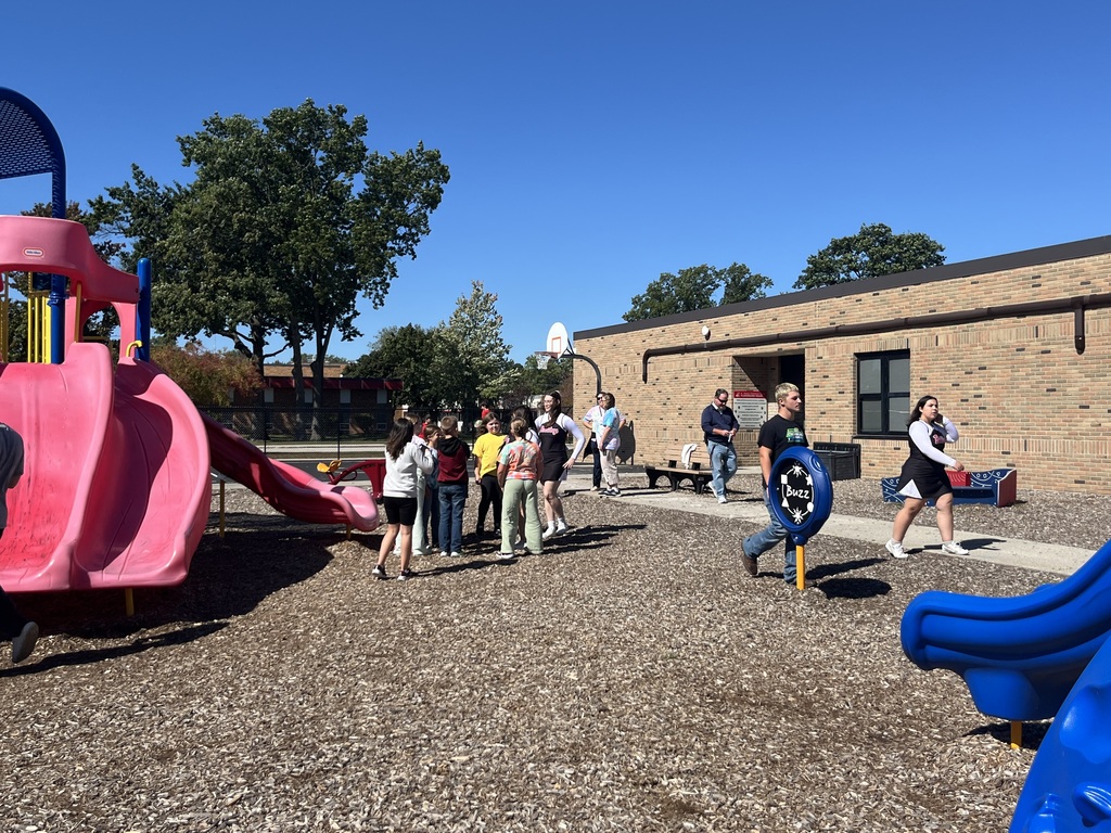 Bulldog Boost Summer Reading Tailgate!