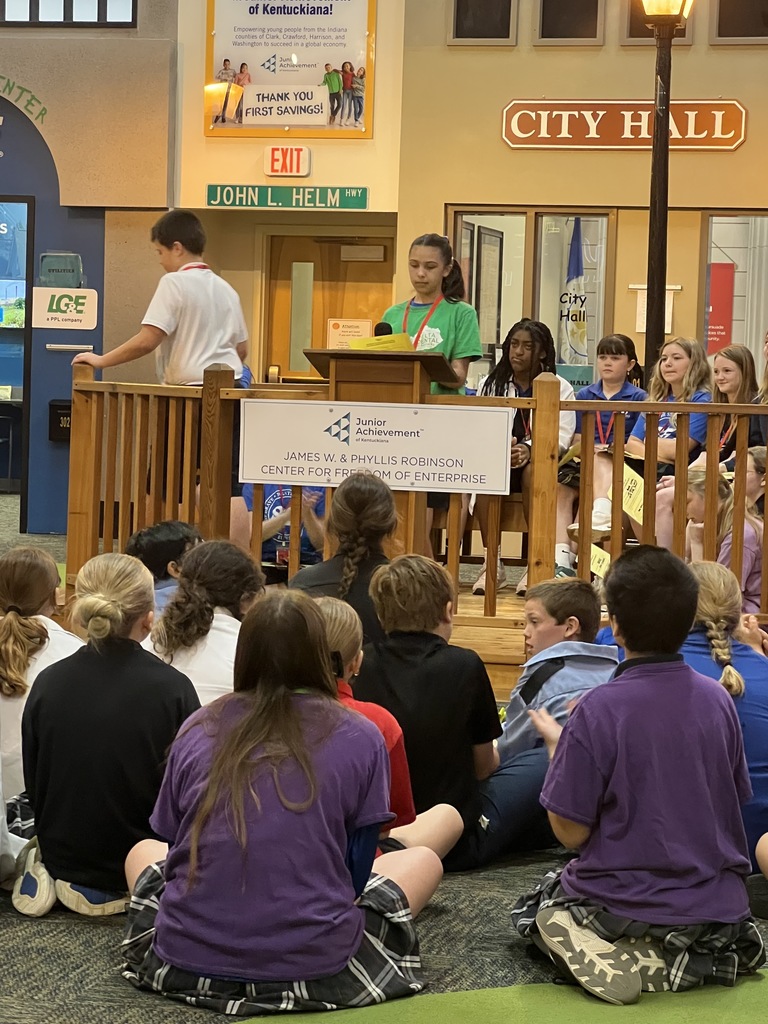 St Edward's 5th Grade students - podium picture 