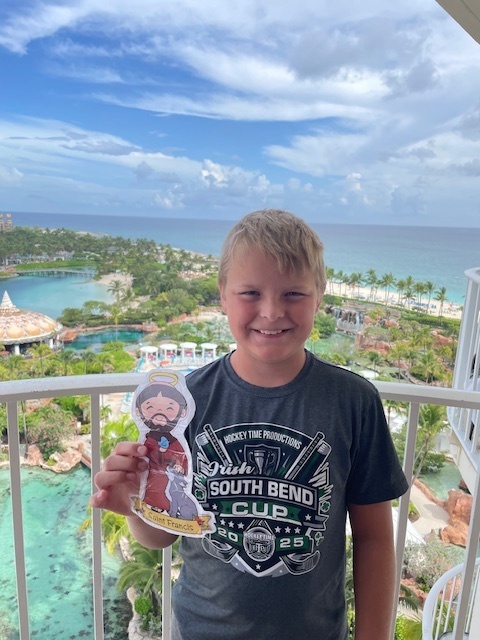 Flat Francis 25-26