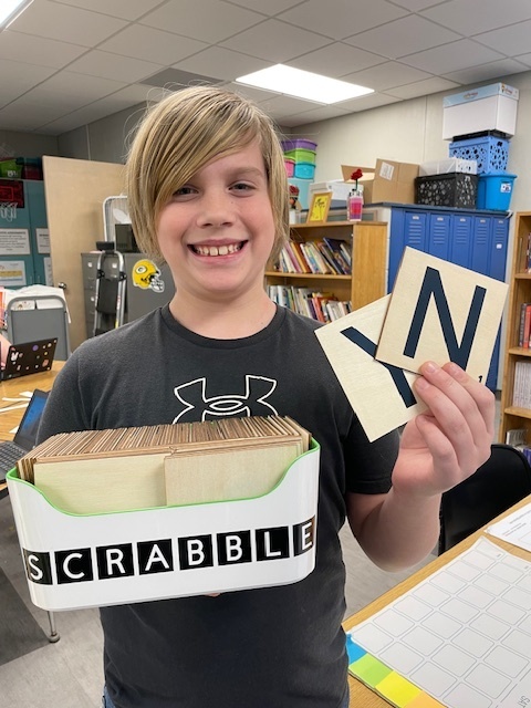 Giant scrabble game