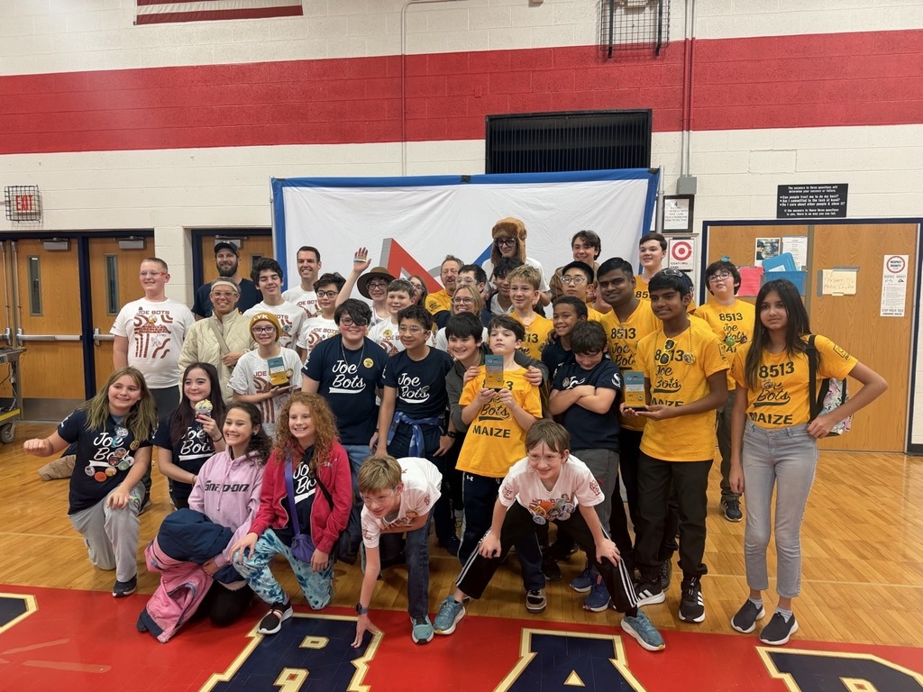 Upton JoeBots team photo