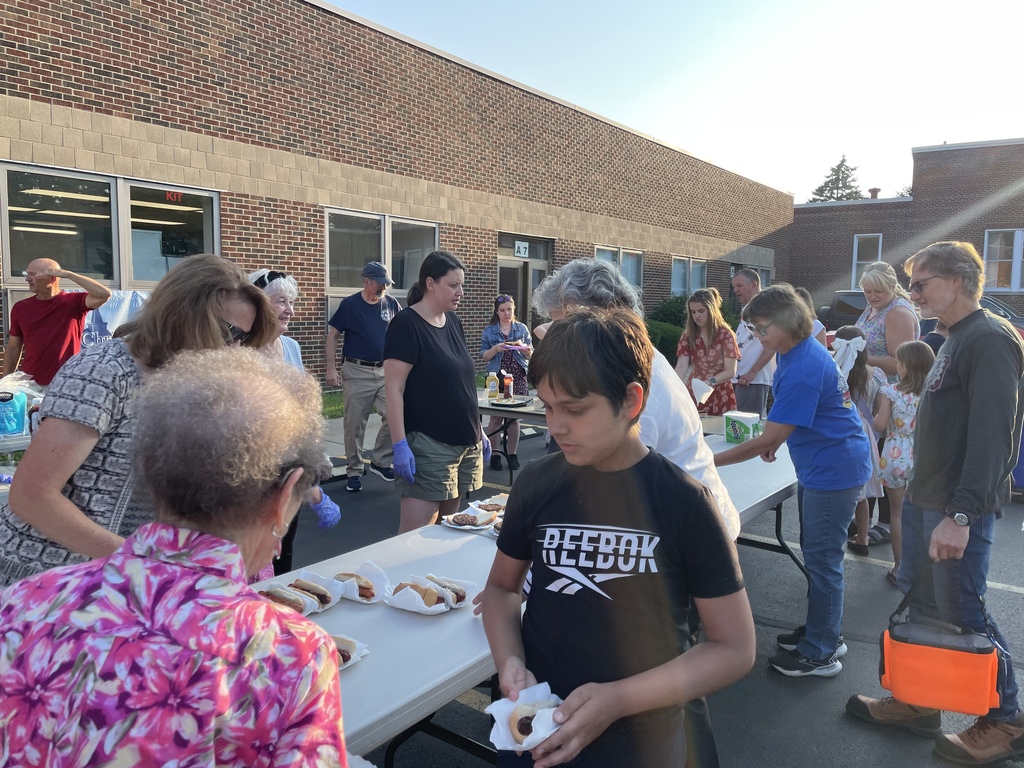 St. Mary's Church Swormville Assumption Outdoor Mass and BYOPicnic