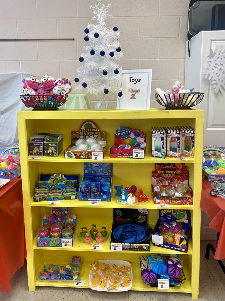 merry moose holiday shop