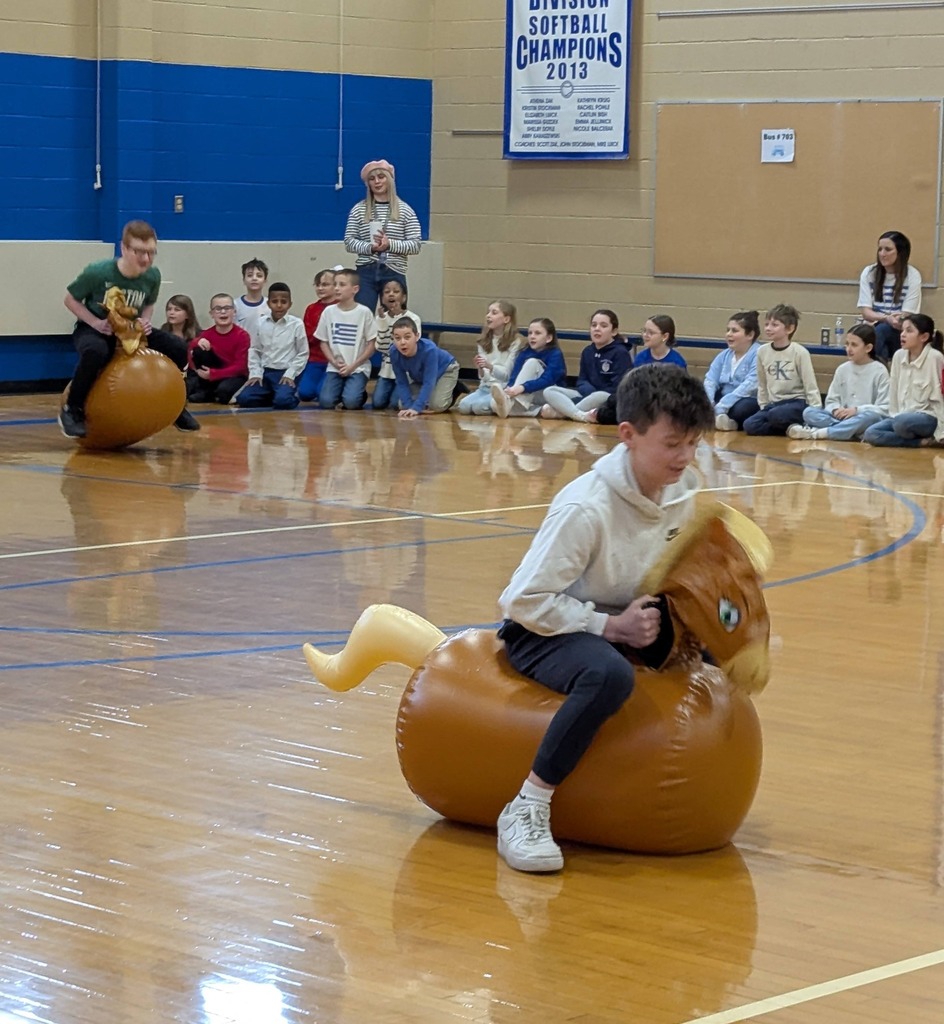 636688907_1289139846572304_6071590069621655809_n