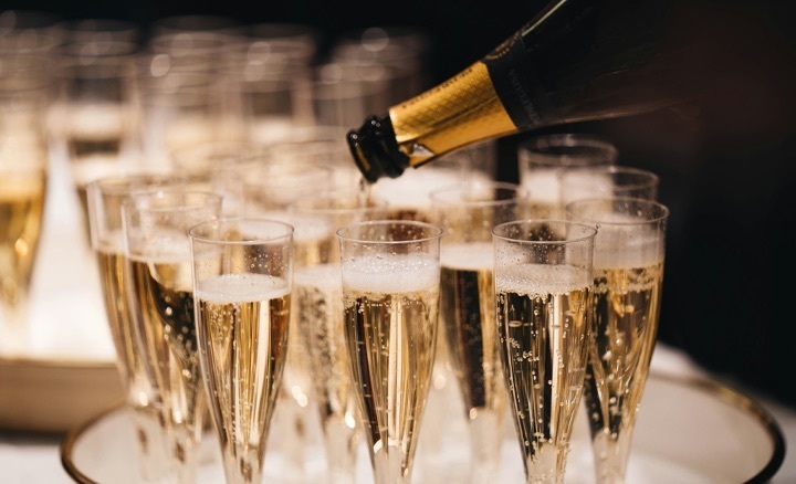 silent auction preview