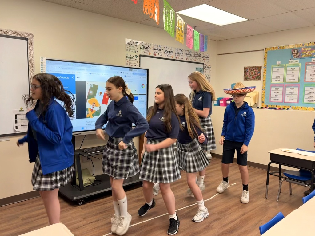 SMS students celebrate Cinco de Mayo 