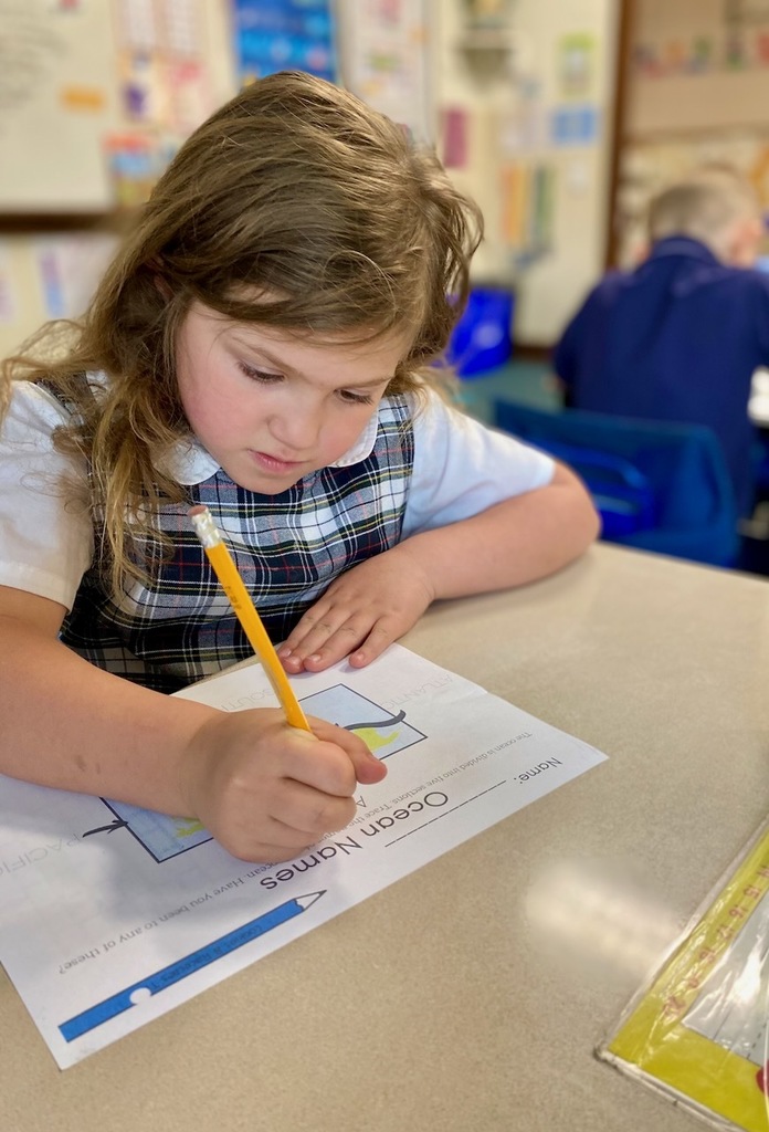 Kindergarten studies oceans