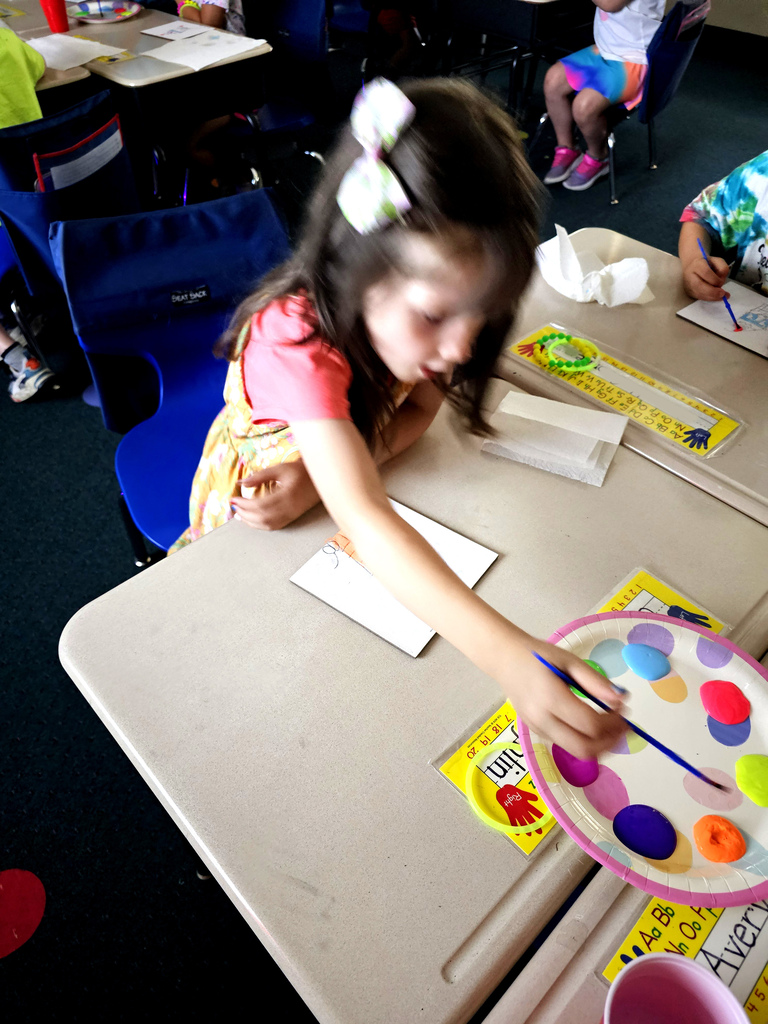 Kindergarten Glow Party 