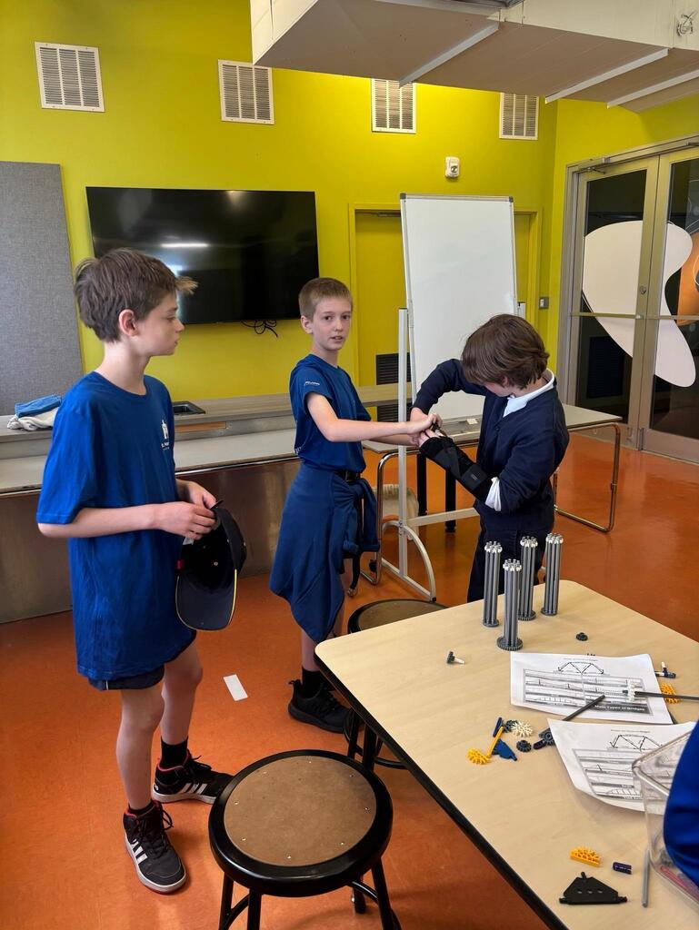 Grades 4 & 5 students build model bridges & explore the Buffalo Museum of Science