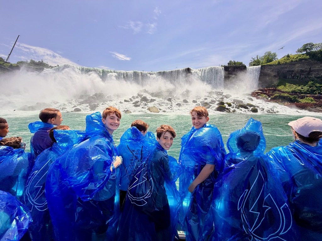 Grades 6 & 7 field trip to Niagara Falls, Maid of the Mist