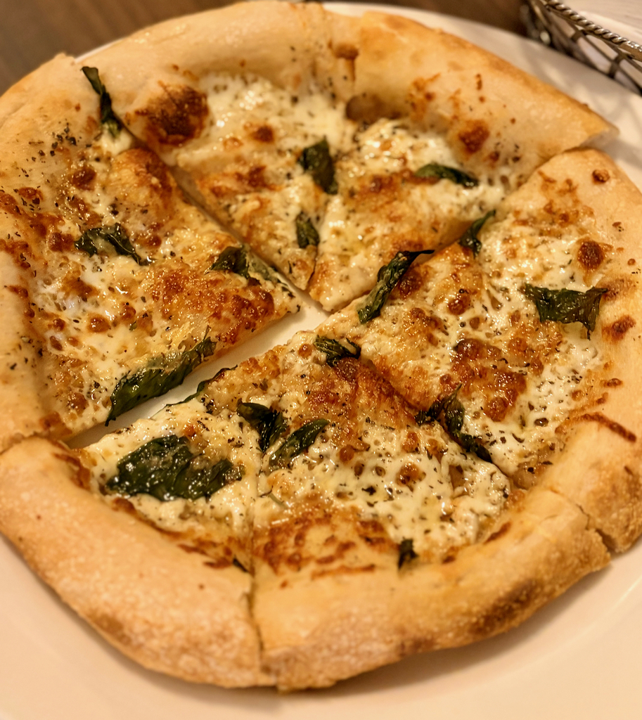 teachers make pizza at Terra House