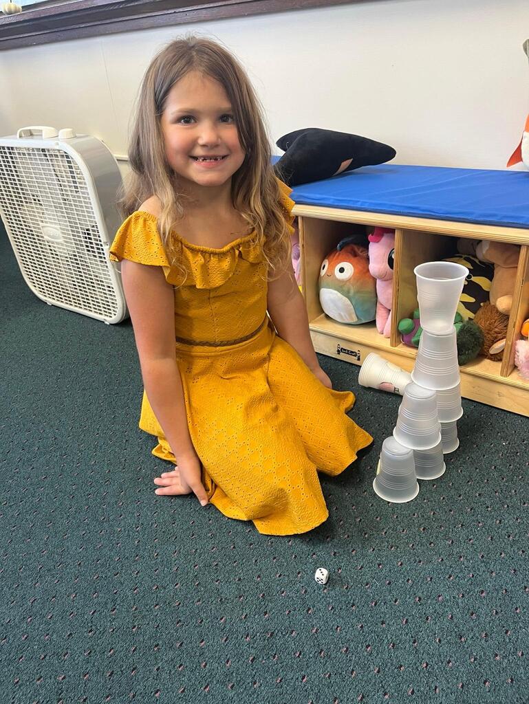 cup stacking game