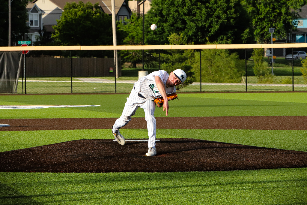 Baseball wins Sectional game over Harrisonville High School 6 - 1. 