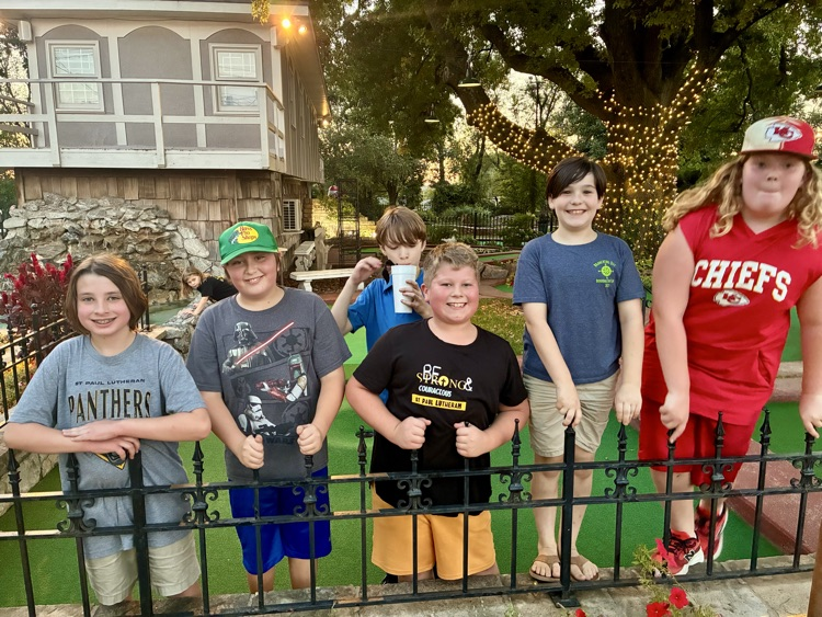 mini golf tournament