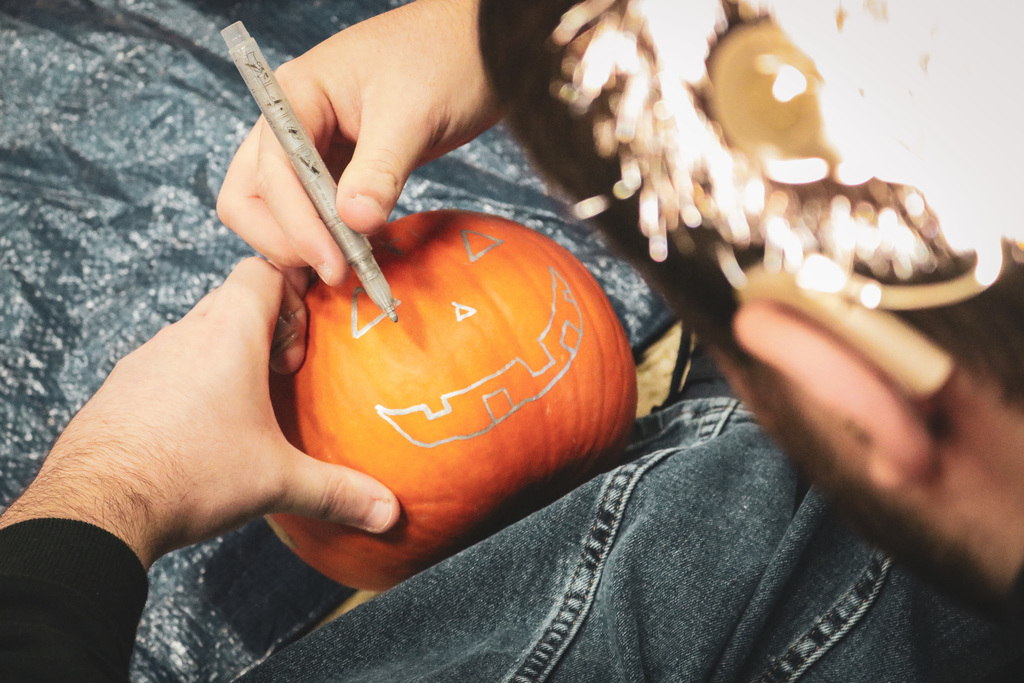 fall commUNITY
