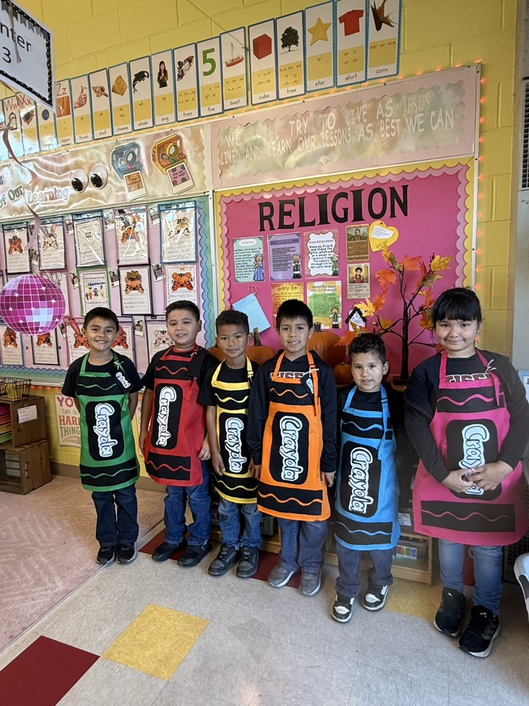 Red Ribbon: Twin day because we are stronger together!