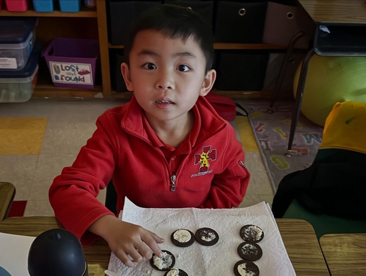 👩🚀🚀 First Grade Astronaut Day Our first graders explored space science through hands-on activities, creative learning, and curiosity-filled discussions about the sun, moon, and stars. Learning truly took off today! 🌎✨