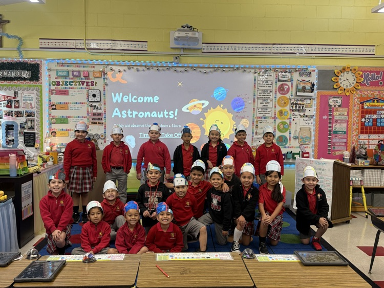 👩🚀🚀 First Grade Astronaut Day Our first graders explored space science through hands-on activities, creative learning, and curiosity-filled discussions about the sun, moon, and stars. Learning truly took off today! 🌎✨