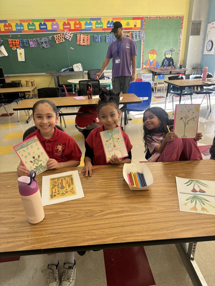 In yesterday’s @arttrekinc, our students learned about Egyptian papyrus and then illustrated their own papyrus.