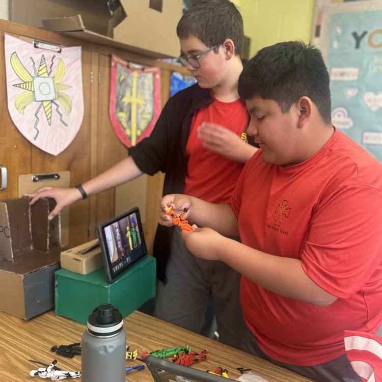 Our 7th graders are bringing history to life—one frame at a time. They’ve been busy scripting, set-building, and filming incredible stop-motion animations exploring the complex world of Feudal Japan.