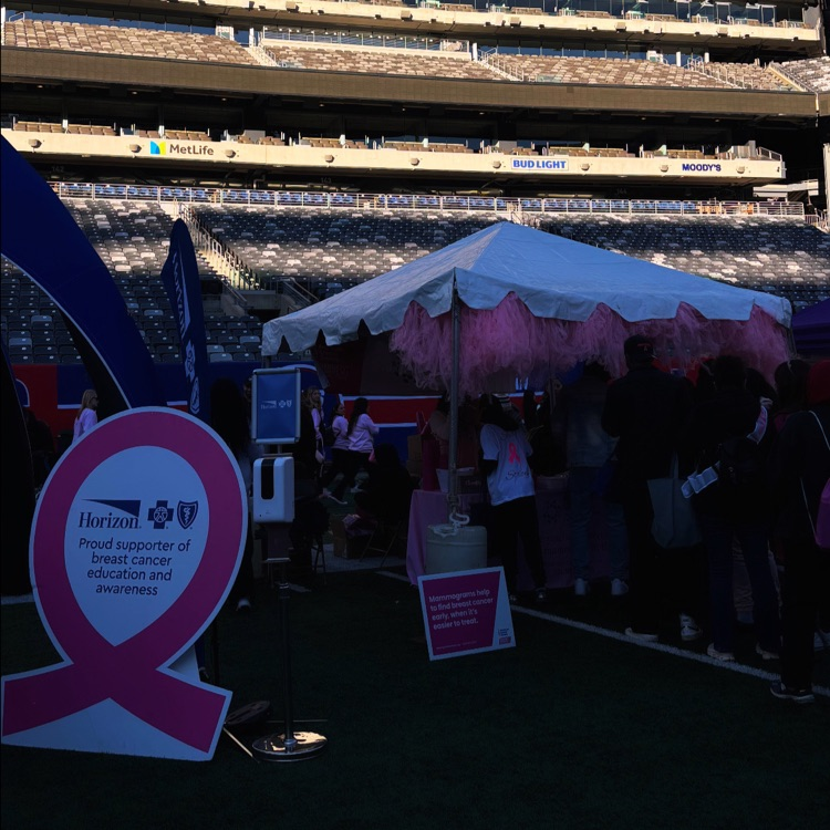 Our Key Club members participated in the Breast Cancer Walk at Metlife Stadium, coming together for a morning filled with hope, unity, and support for those affected by breast cancer. We are proud of our students for making a positive impact.