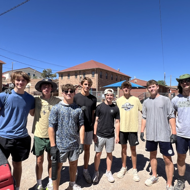 La Salle college high school volunteer visit