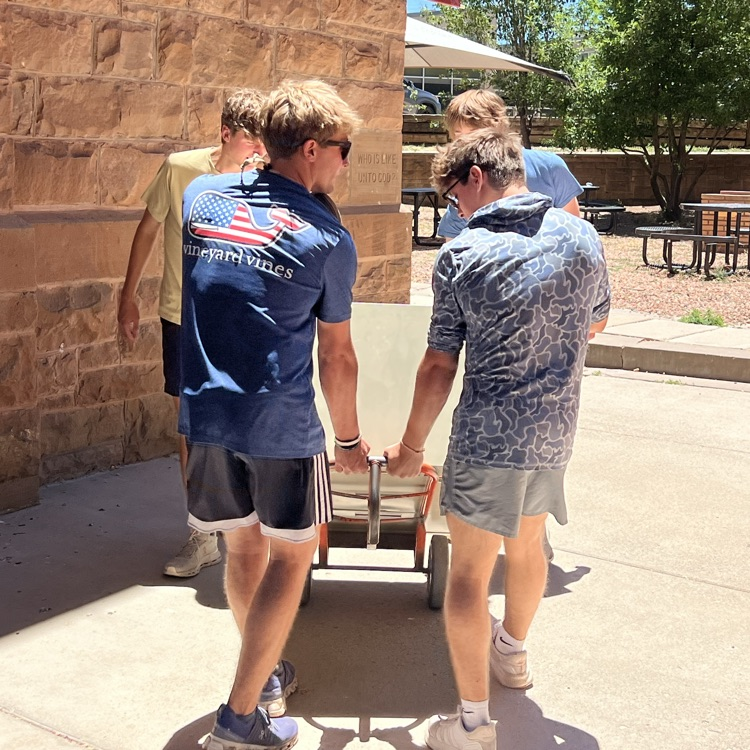 La Salle college high school volunteer visit