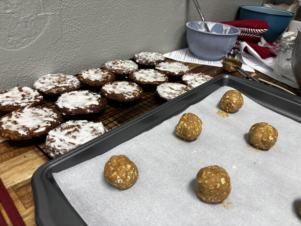 Baking lab making cookie