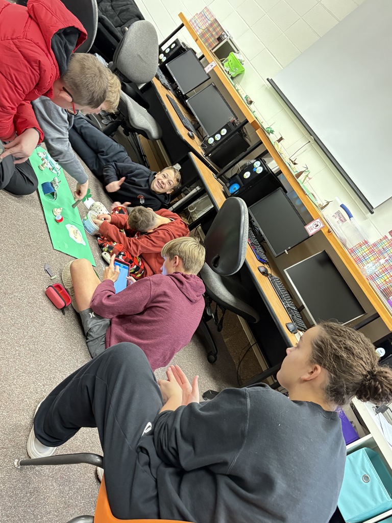 TTH group coding Sphero Minis