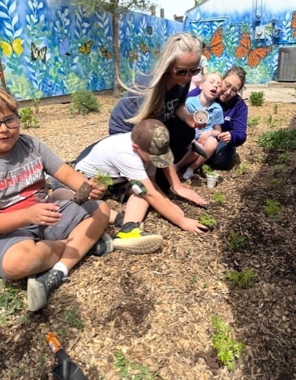 Mrs. Gloe's Class Releasing Butterflies
