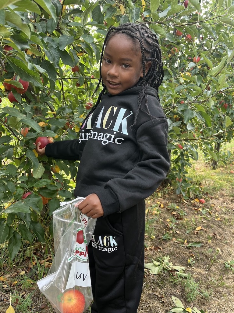 apple picking
