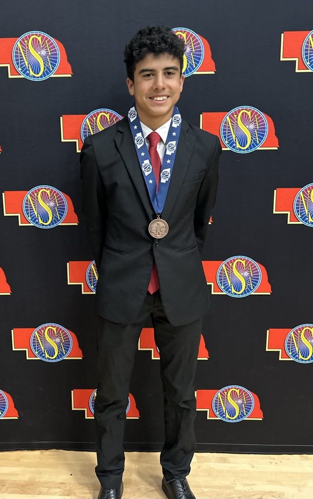 Coltan Clouse-State Medal Winner