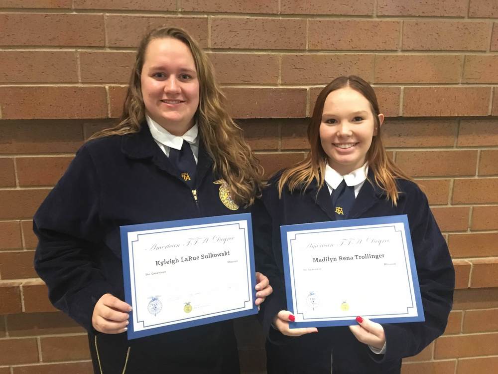 Ste. Genevieve Chapter FFA Members Earn American FFA Degrees