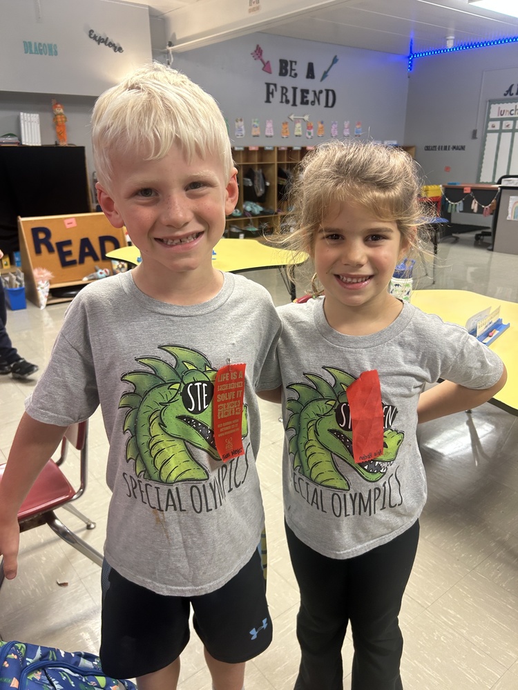 Schools Celebrate Red Ribbon Week