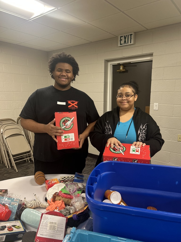National Honor Society - Operation Christmas Child