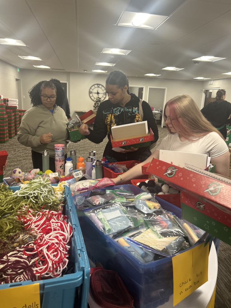 National Honor Society - Operation Christmas Child