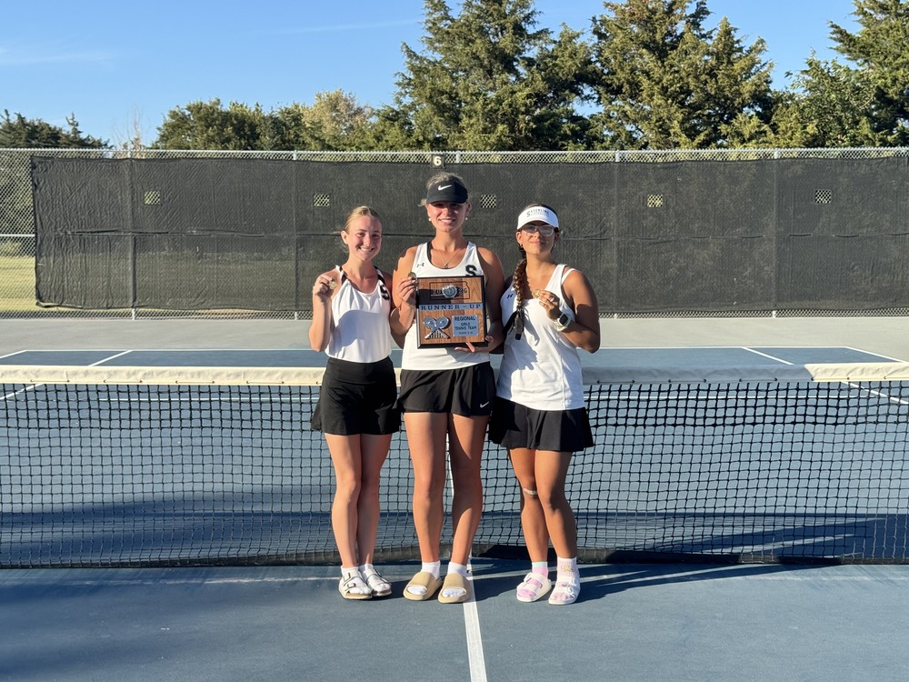 SHS Lady Tennis Qualify for State