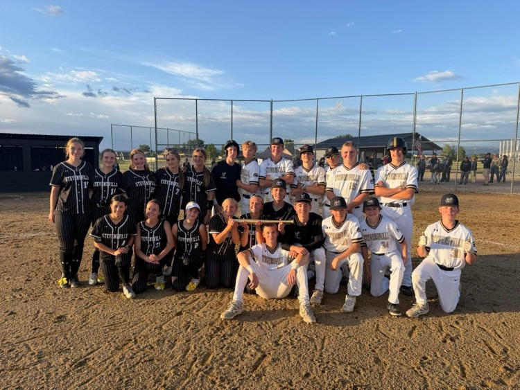 baseball vs softball
