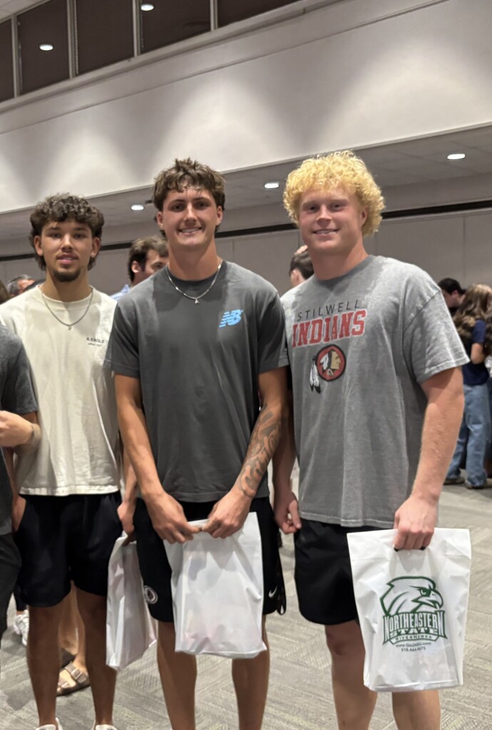 SHS seniors at the NSU college fair