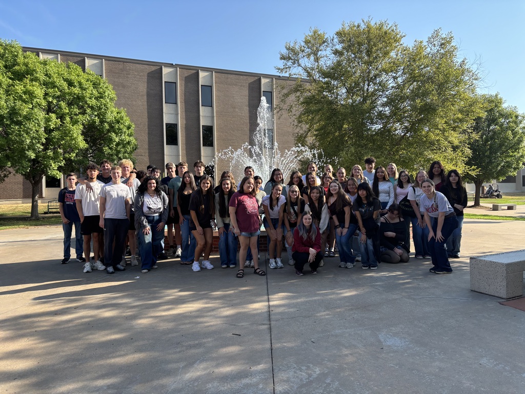 SHS seniors at the NSU college fair