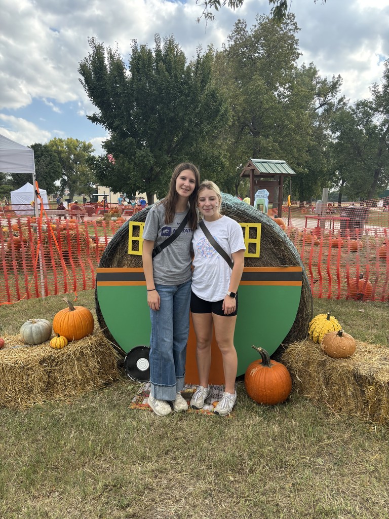 Thank you to our KAY members who helped out at the pumpkin patch on Sunday afternoon!